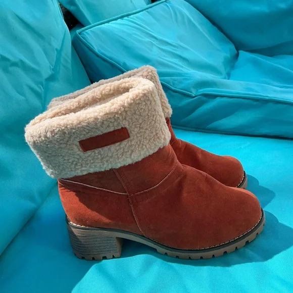 Reposhing - Picture 2 of 4